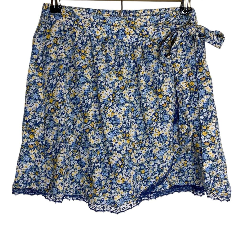 American Eagle Mini Skirt Womens XS Wrap Coquette Ditzy Floral Cottage Lace NWOT
